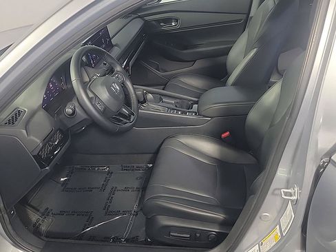 Certified 2024 Honda Accord EX-L image 17