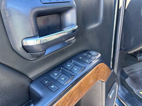 Used 2018 Chevrolet Silverado 3500 LTZ w/ Duramax Plus Package image 21