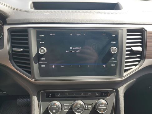 Used 2021 Volkswagen Atlas SE image 37