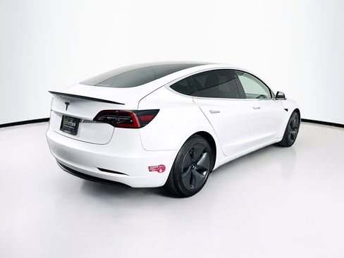 Used 2020 Tesla Model 3 Standard Range Plus image 9