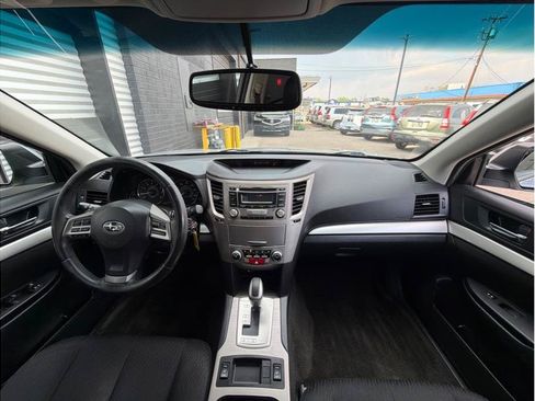 Used 2012 Subaru Outback 2.5i Premium AWD/4WD image 13