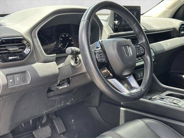 Used 2023 Honda Pilot EX-L image 10