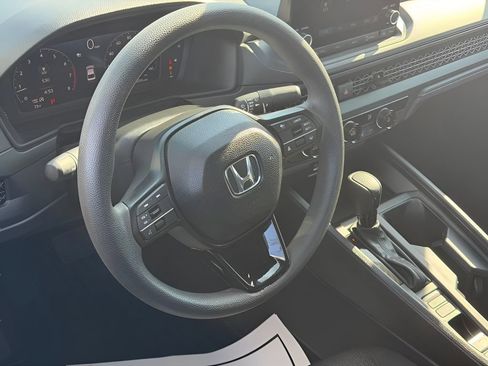 Used 2025 Honda Accord LX image 13