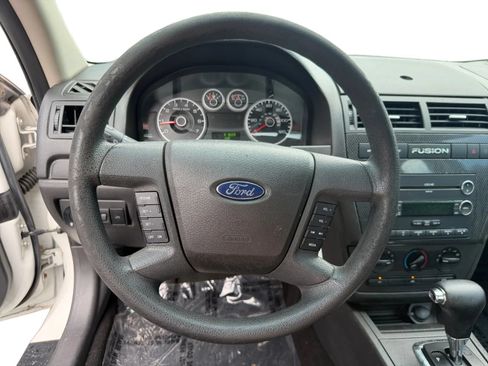 Used 2009 Ford Fusion SE FWD image 11