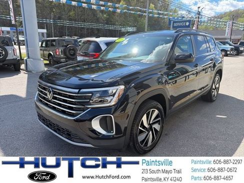 Used 2025 Volkswagen Atlas SE AWD/4WD image 5