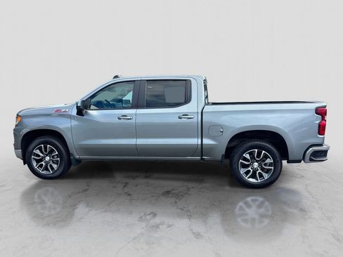 Used 2023 Chevrolet Silverado 1500 LT AWD/4WD image 2