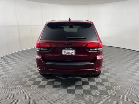 Used 2021 Jeep Grand Cherokee Laredo X AWD/4WD image 6