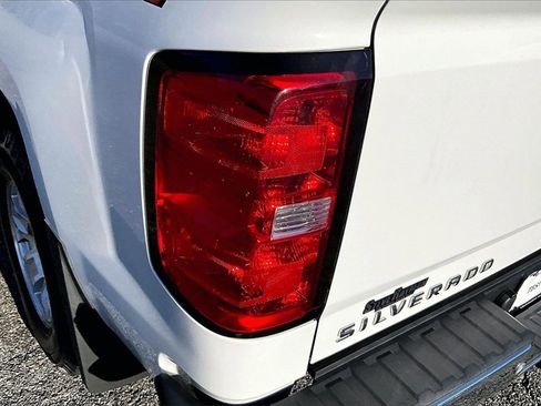 Certified 2018 Chevrolet Silverado 1500 LT w/ LT Fleet Convenience Package image 21