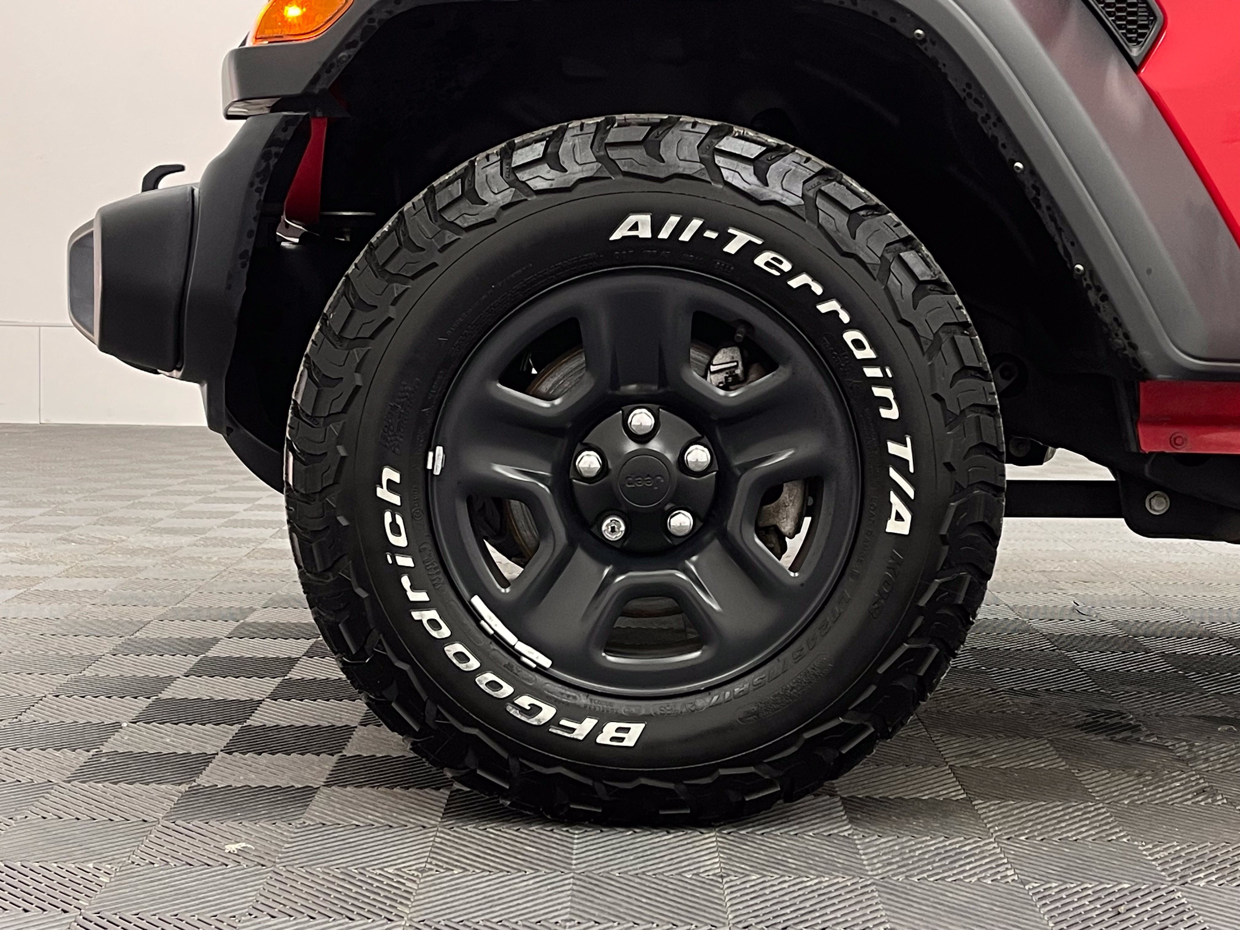 Used 2022 Jeep Wrangler Unlimited Sport AWD/4WD image 12
