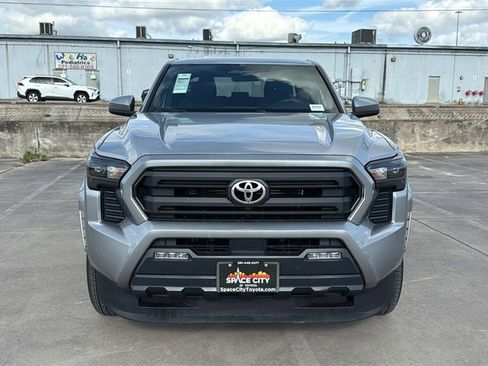 Used 2024 Toyota Tacoma SR5 image 2