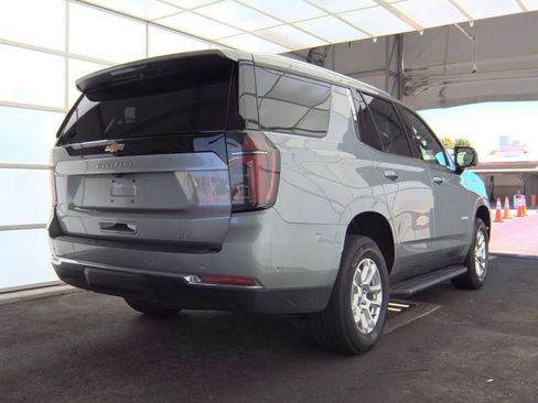 Used 2025 Chevrolet Tahoe LT image 2