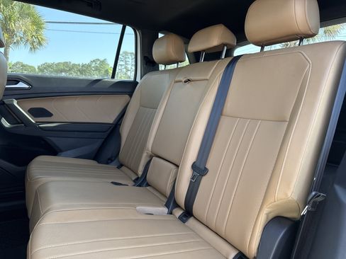 Used 2024 Volkswagen Tiguan SE R-Line image 29