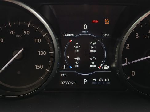 Used 2017 Land Rover Discovery Sport SE AWD/4WD image 13