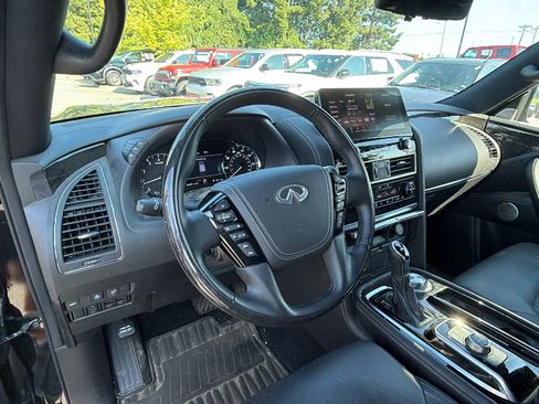 Used 2024 INFINITI QX80 Sensory AWD/4WD image 26