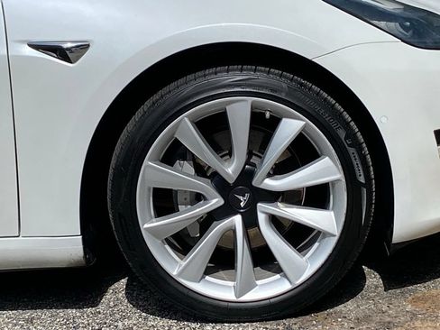 Used 2020 Tesla Model 3 Long Range AWD/4WD image 14