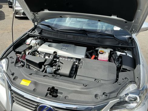 Used 2014 Lexus CT 200h FWD image 23