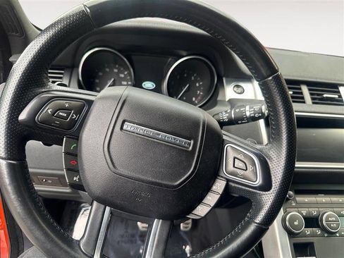 Used 2017 Land Rover Range Rover Evoque HSE Dynamic image 12