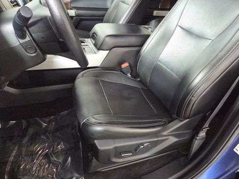 Used 2016 Ford F150 Lariat w/ Equipment Group 502A Luxury image 18