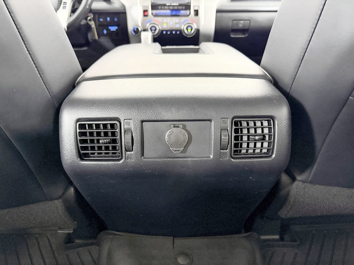 Used 2019 Toyota Tundra Platinum AWD/4WD image 52