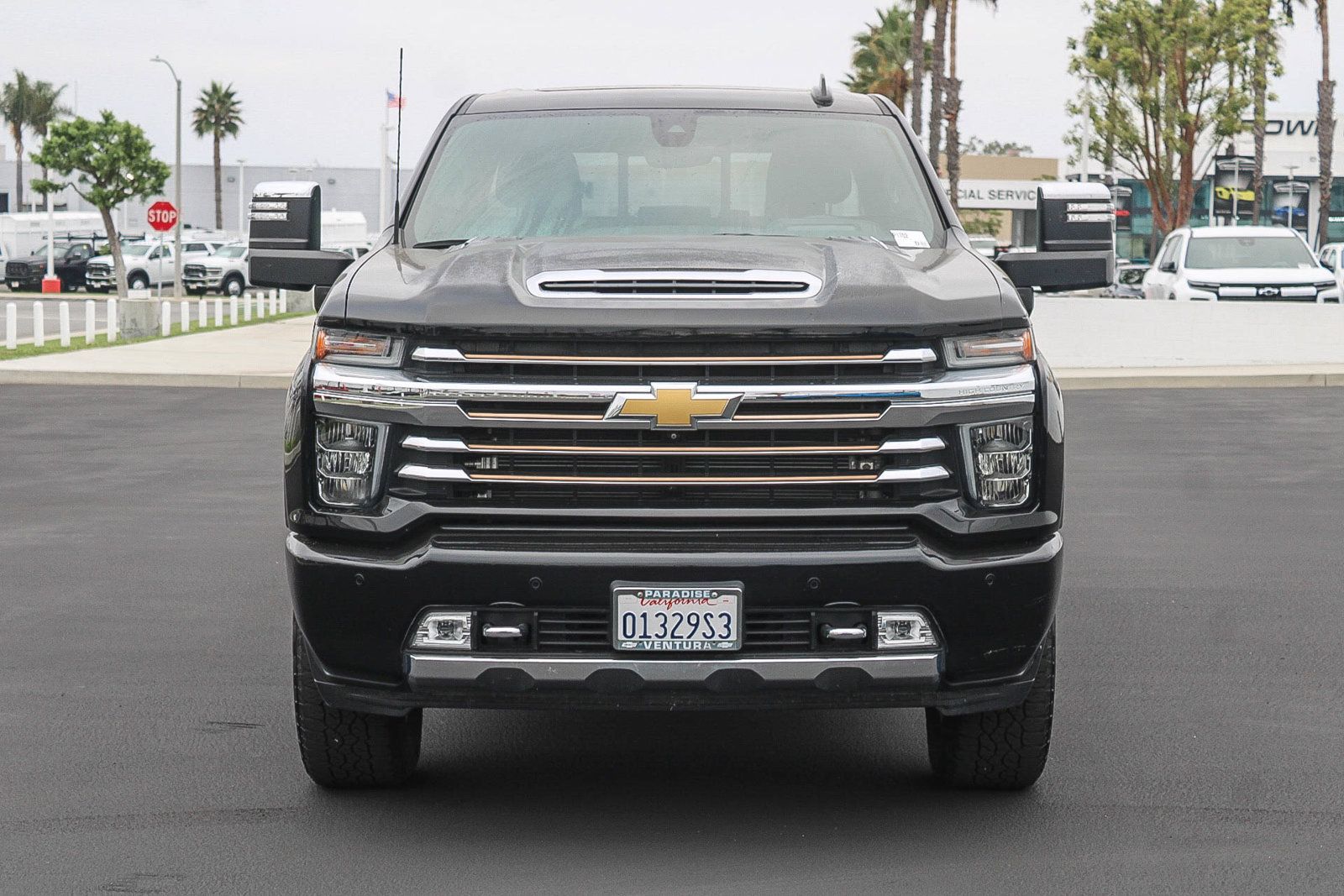 Used 2023 Chevrolet Silverado 2500 High Country w/ LPO, Hitch Package AWD/4WD image 2