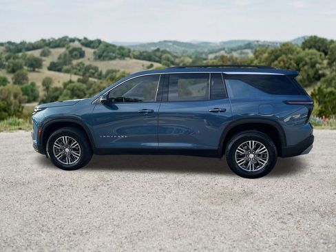 Used 2024 Chevrolet Traverse LT FWD image 5