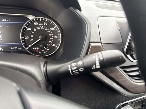 Used 2024 Nissan Altima 2.5 SV image 33