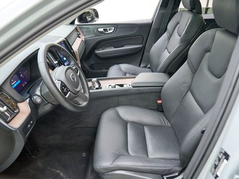 Certified 2024 Volvo XC60 T8 Plus AWD/4WD image 13