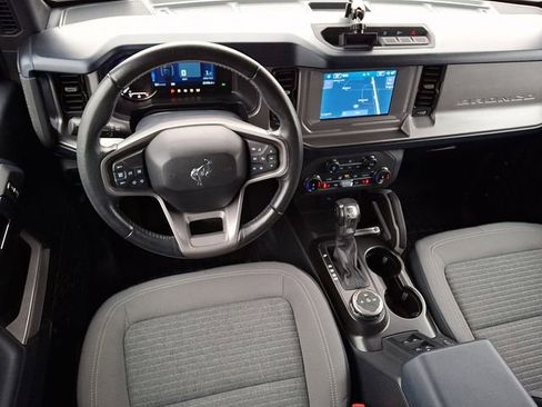 Used 2022 Ford Bronco Outer Banks AWD/4WD image 2