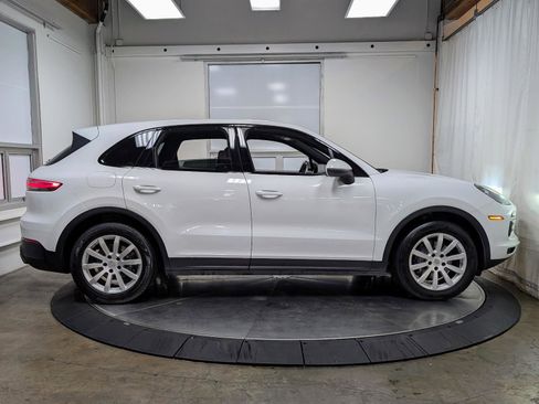 Used 2019 Porsche Cayenne image 10
