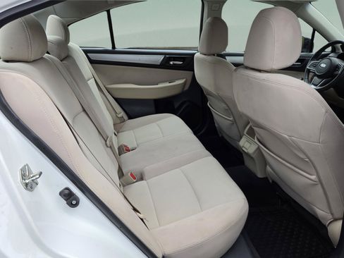 Used 2019 Subaru Legacy 2.5i Premium AWD/4WD image 17