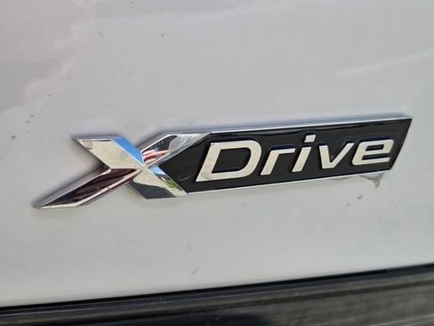 Used 2026 BMW 330i xDrive Sedan AWD/4WD image 12
