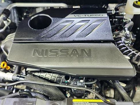 Certified 2025 Nissan Rogue SL AWD/4WD image 37