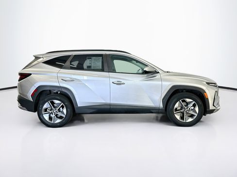 Used 2025 Hyundai Tucson SEL AWD/4WD image 10