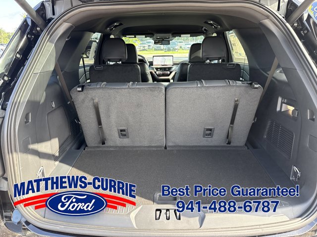 New 2026 Ford Explorer ST-Line w/ Premium Package RWD image 14