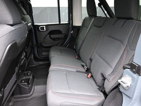 New 2026 Jeep Wrangler Unlimited Rubicon w/ Steel Bumper Group image 17