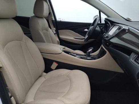 Used 2019 Buick Envision Essence FWD image 21