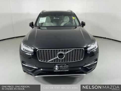 Used 2018 Volvo XC90 T8 Inscription w/ Convenience Package AWD/4WD image 2