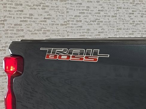 Used 2021 Chevrolet Silverado 1500 Custom Trail Boss w/ Safety Confidence Package image 14