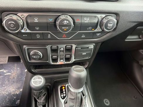 New 2026 Jeep Gladiator Sport image 22