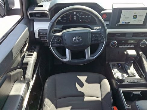 Certified 2024 Toyota Tacoma TRD Off-Road image 11