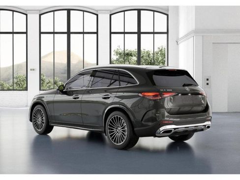 New 2026 Mercedes-Benz GLC 300 image 28