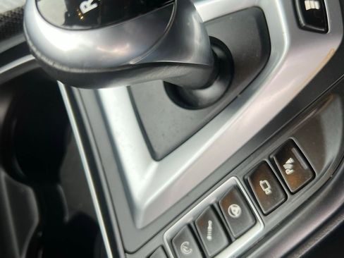 Used 2018 BMW M4 Base image 32