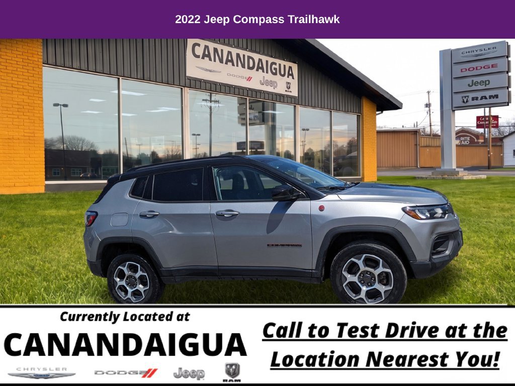 Used 2022 Jeep Compass Trailhawk w/ Trailhawk Convenience Group AWD/4WD image 2