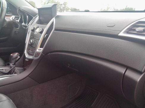 Used 2012 Cadillac SRX Luxury image 21