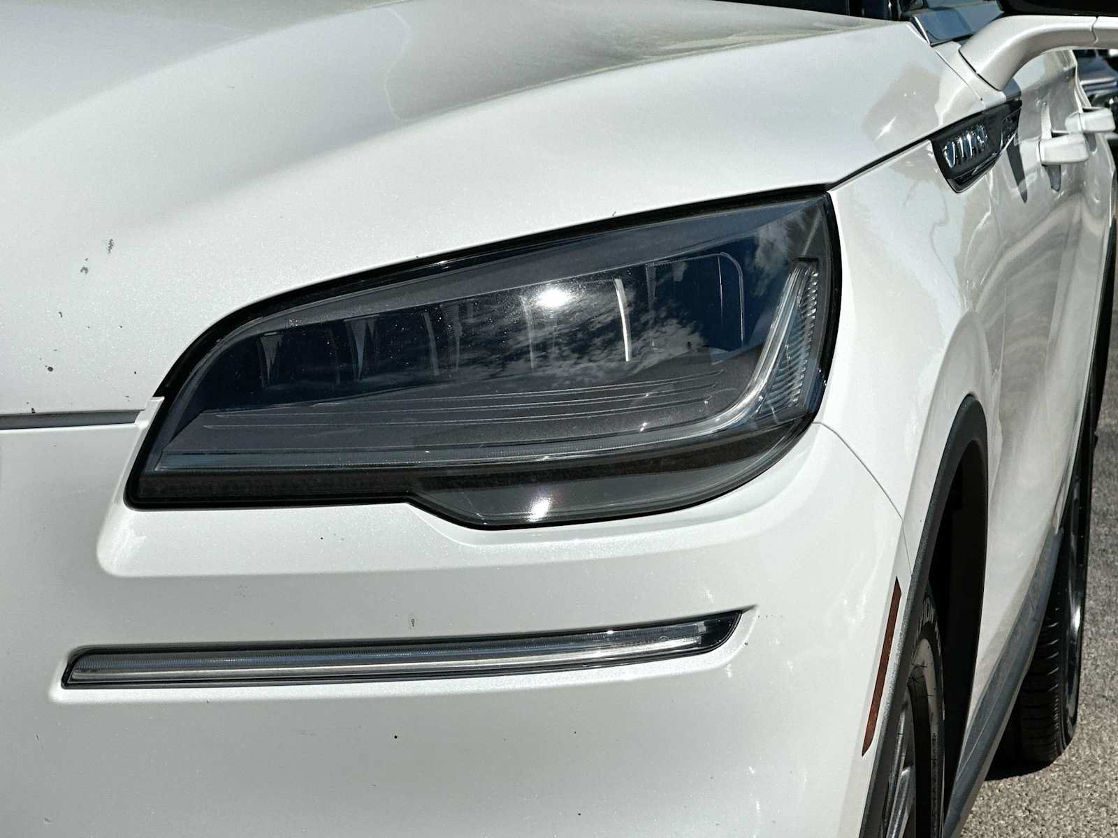 Used 2020 Lincoln Aviator Reserve w/ Elements Package Plus AWD/4WD image 16