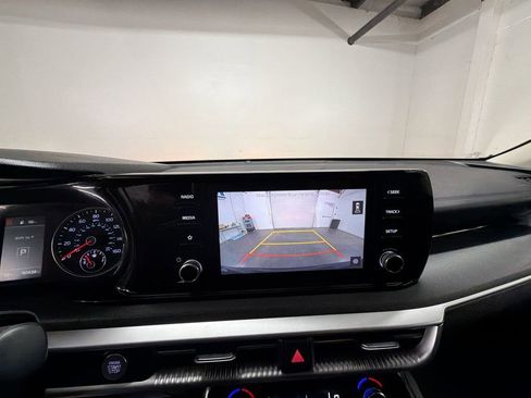 Used 2022 Kia K5 LXS FWD image 14