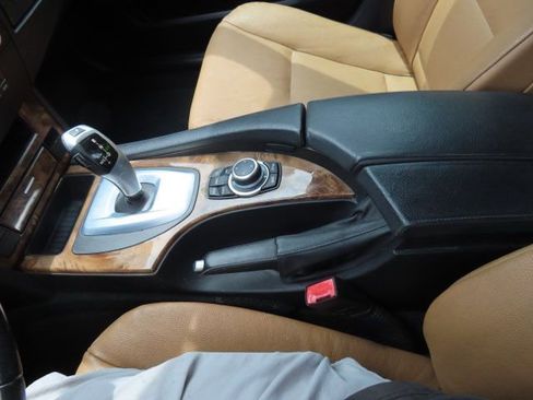 Used 2010 BMW 528i Sedan RWD image 21
