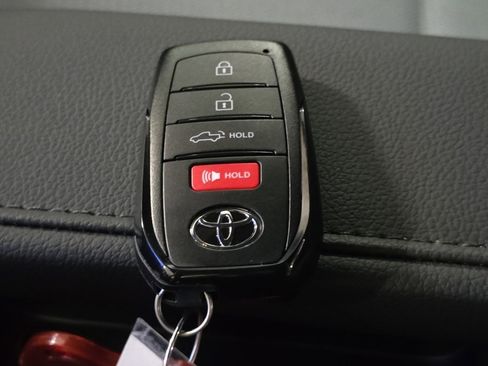 New 2026 Toyota Tundra SR5 image 32