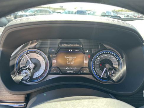 Used 2022 RAM 2500 Limited w/ Towing Technology Group image 18