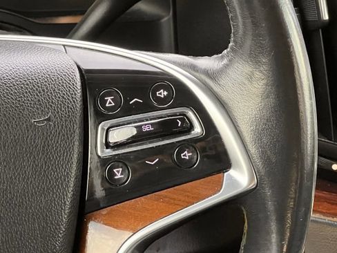 Used 2015 Cadillac Escalade Premium image 13